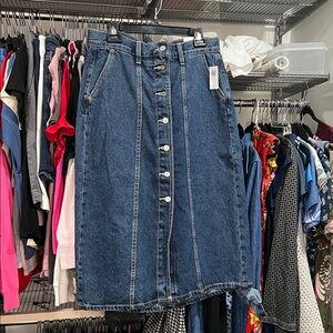 New with tags Old Navy Indigo Denim skirt